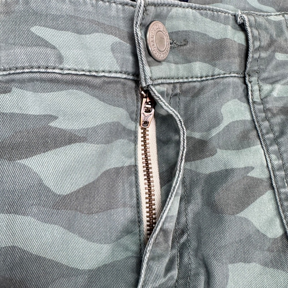 American Eagle Camo Skinny Pants Womens 6 Green Stretch Patch Pockets Military - Picture 3 of 14